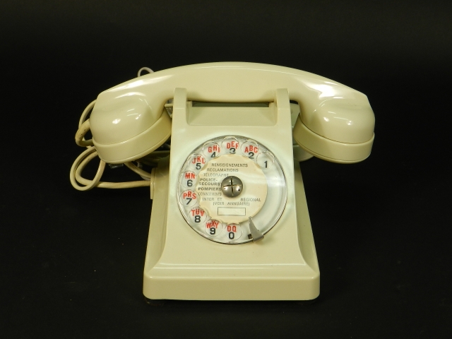 TELEFONO P.T.T ERICSSON AÑO 1950